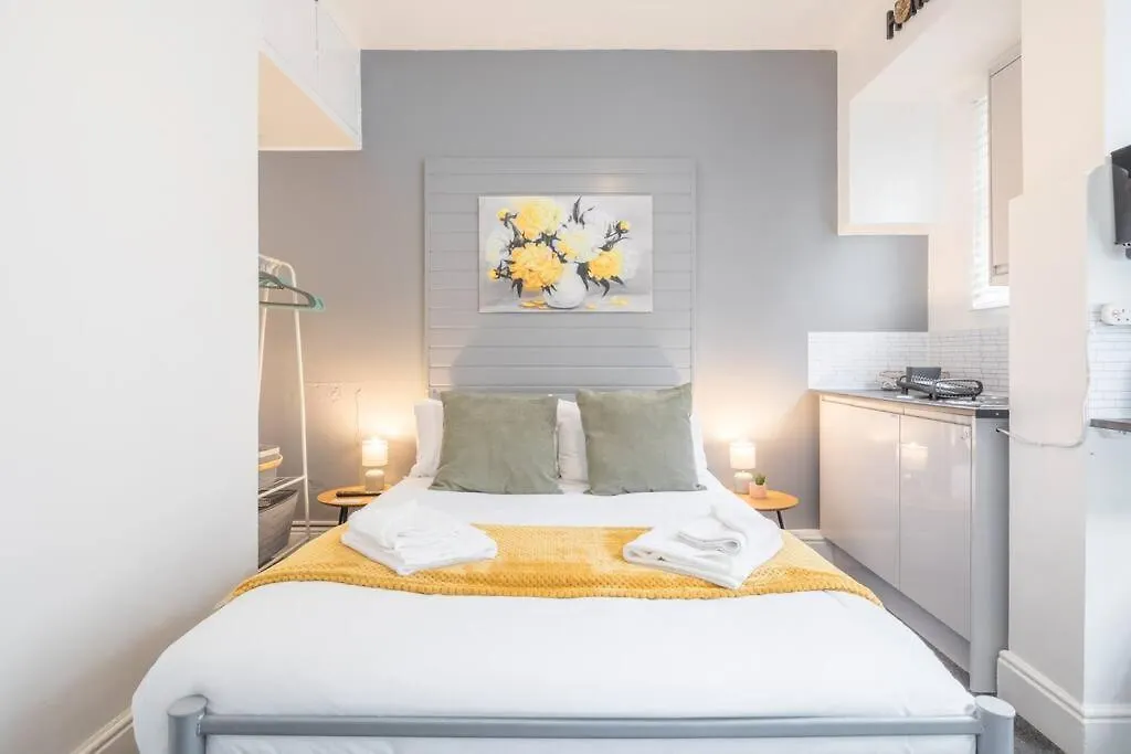 Private Room 2 With Kitchenette By Cb Stays No Minimum Stays Κέμπριτζ